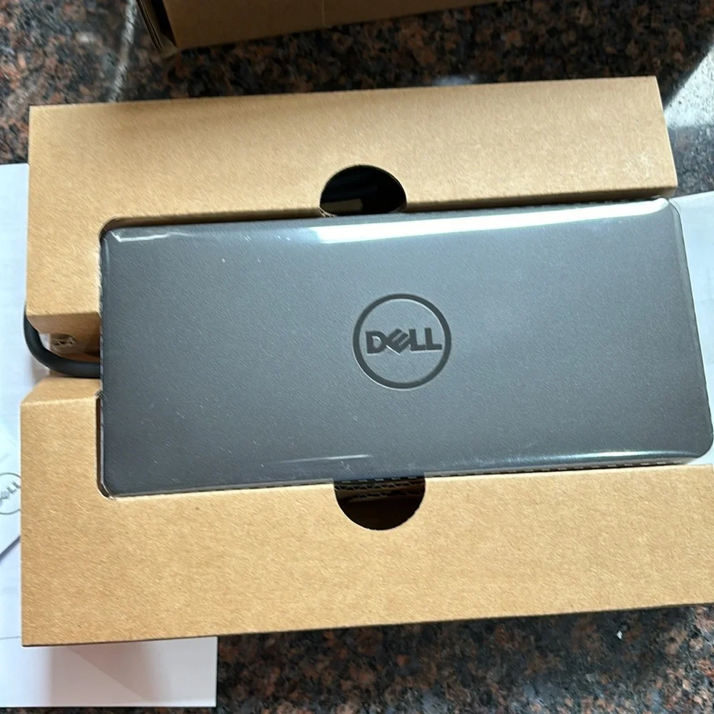 Dell Universal Dock Station D6000